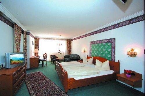Parkhotel Tannenhof Oy-Mittelberg Kamer foto